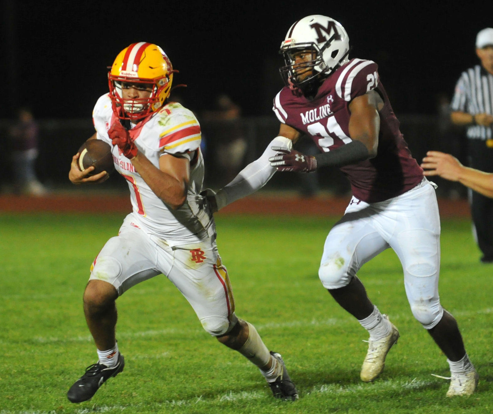 091721-qc-spt-rocky-moline fball-1041
